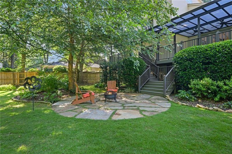 319 Broadland Road NW