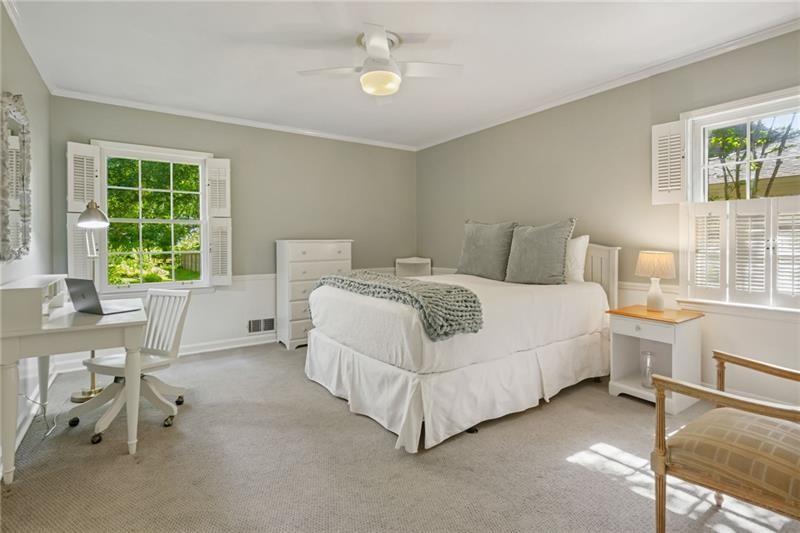 319 Broadland Road NW