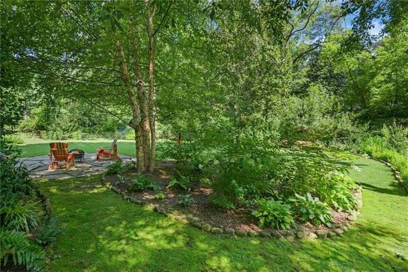 319 Broadland Road NW