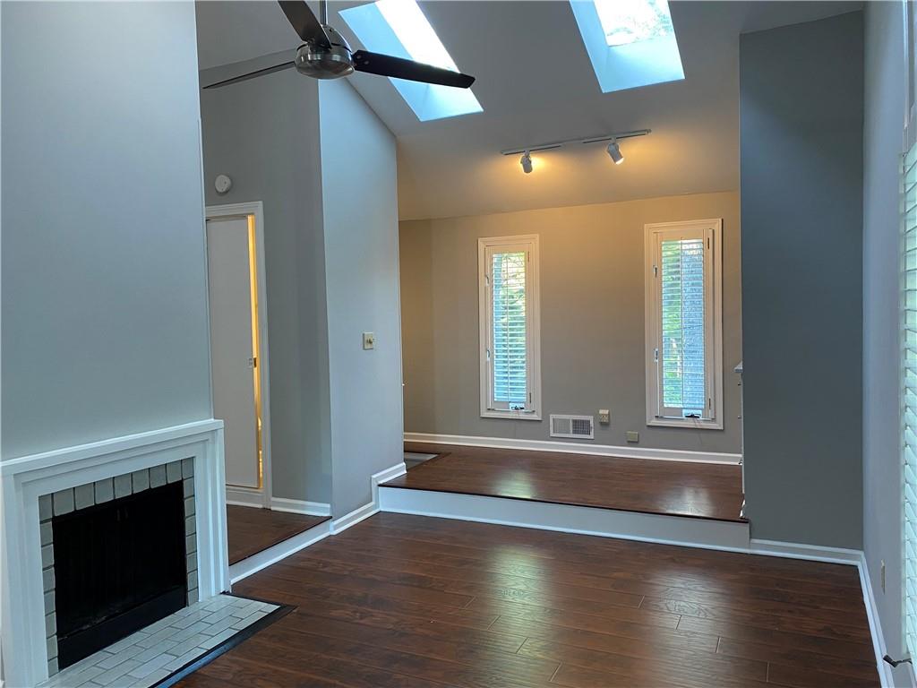 894 Piedmont Avenue NE