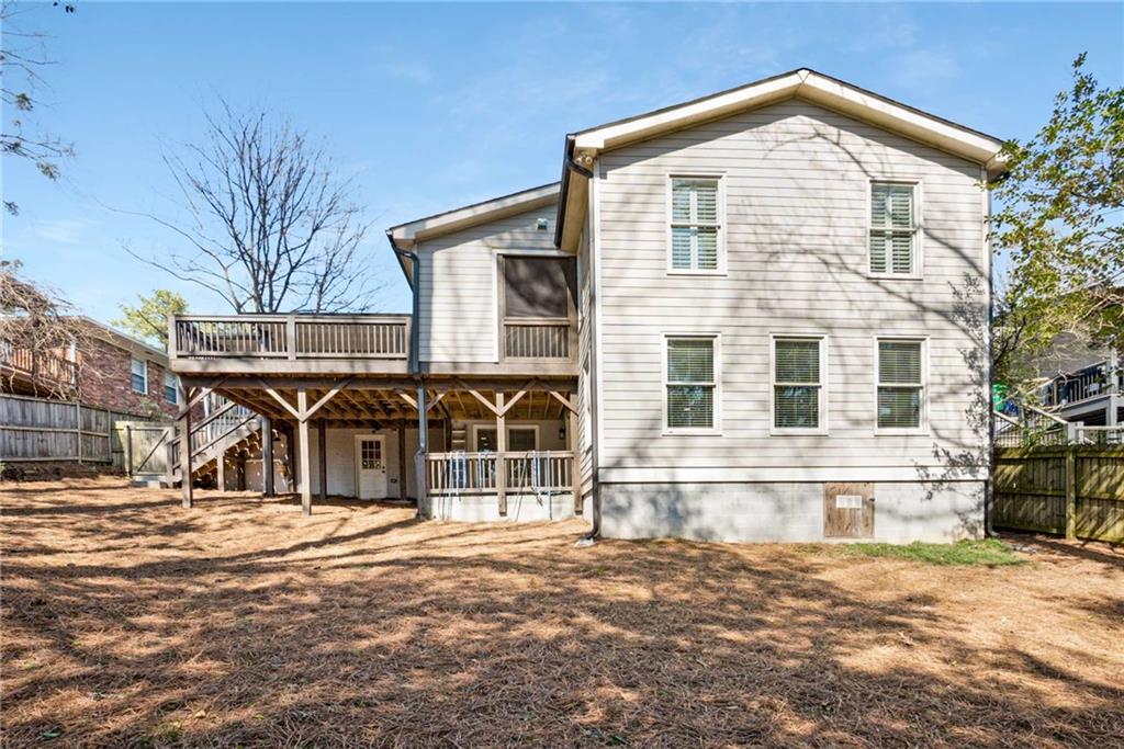 1273 Lindenwood Lane NE