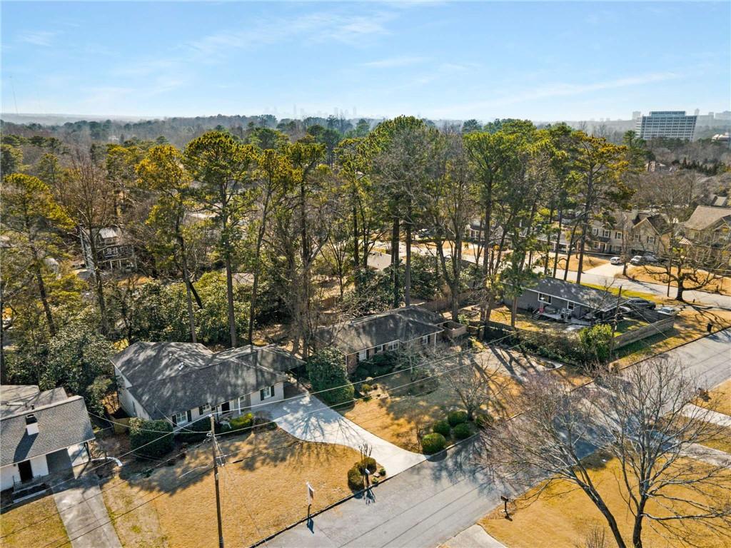 1273 Lindenwood Lane NE