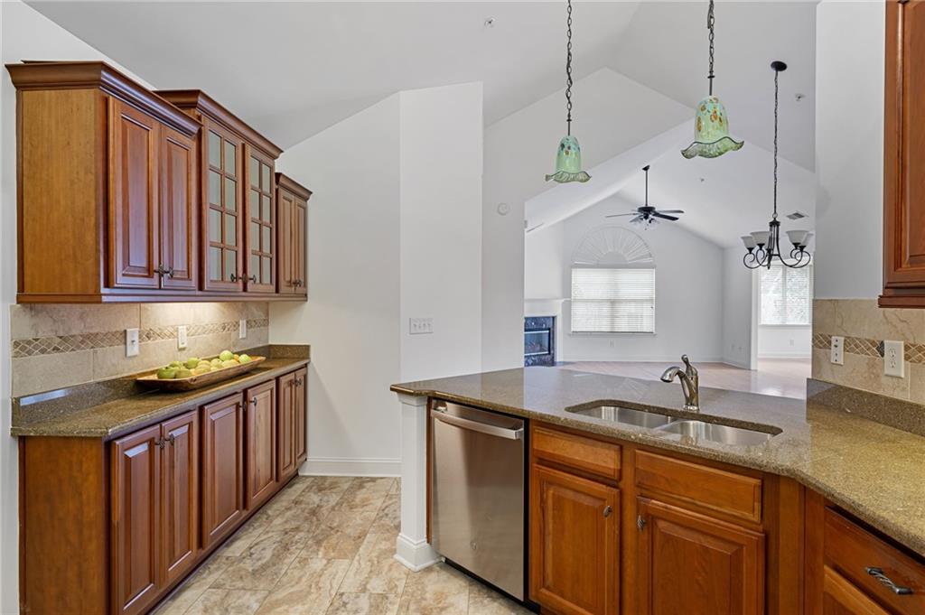 226 Highlands Ridge Place SE Unit 4