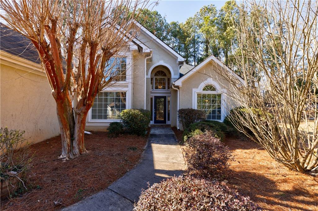 616 Redbud Lane