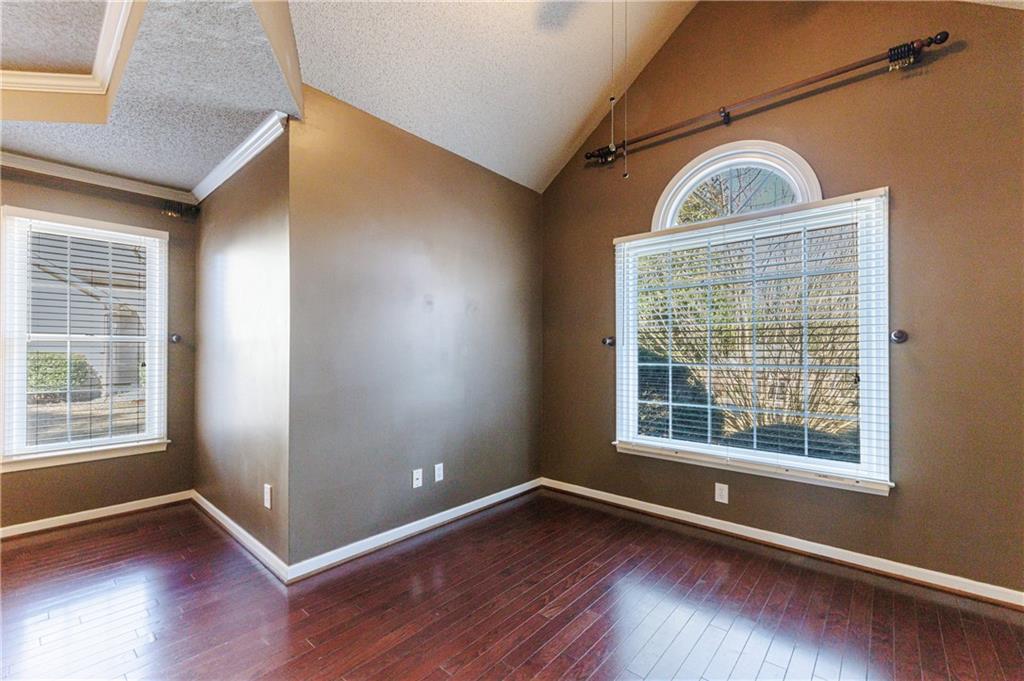 616 Redbud Lane