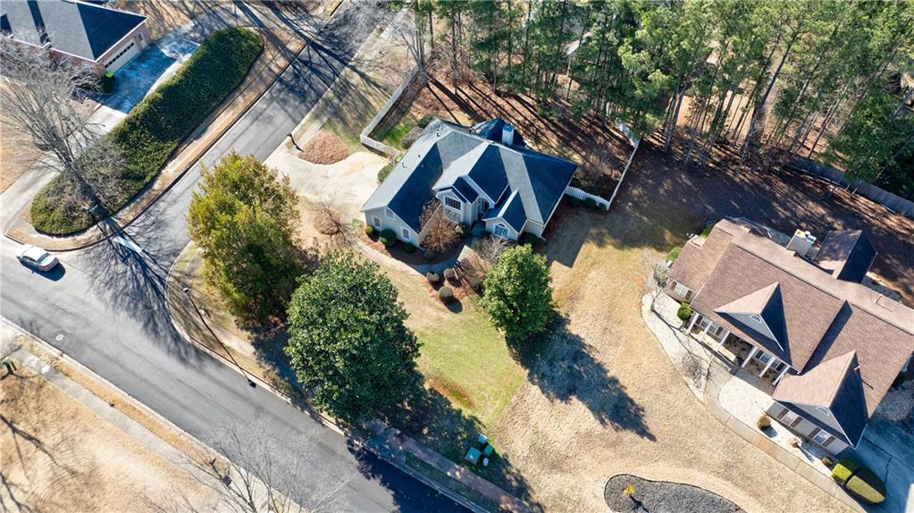 616 Redbud Lane