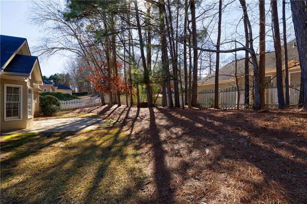 616 Redbud Lane