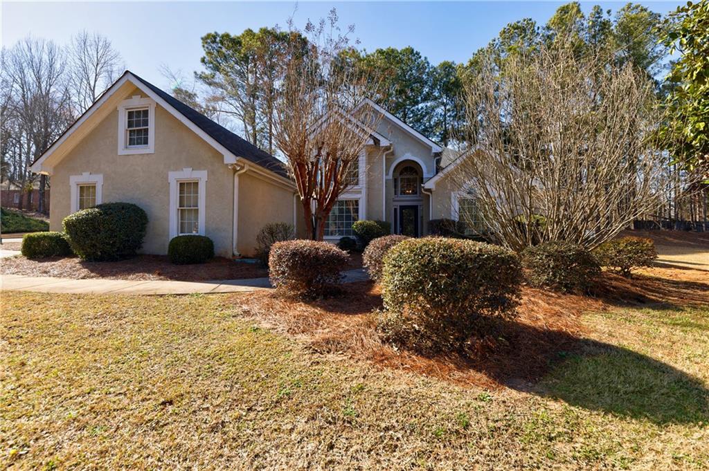 616 Redbud Lane