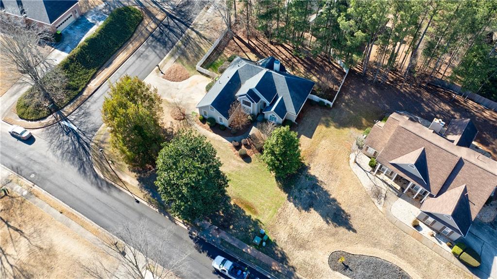 616 Redbud Lane