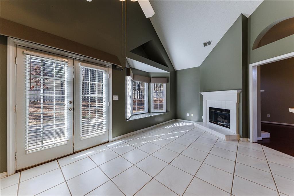 616 Redbud Lane