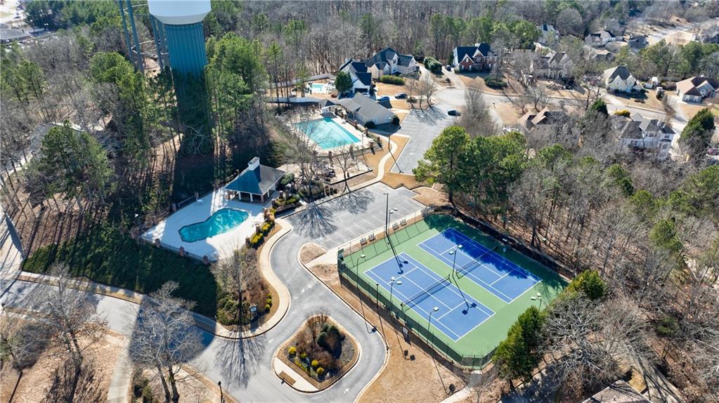 616 Redbud Lane