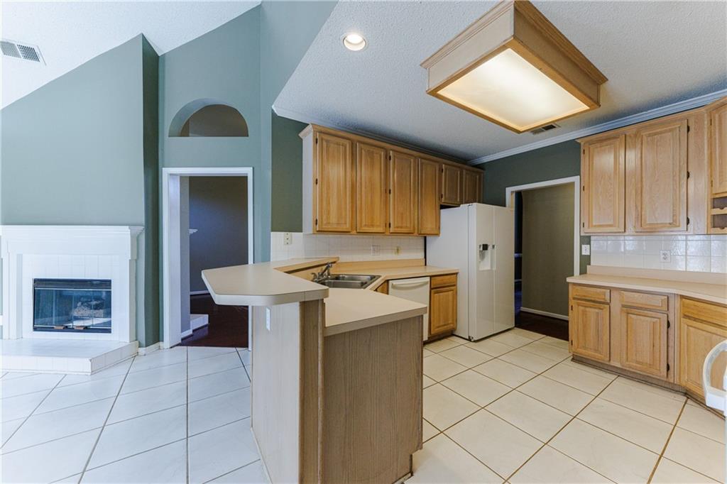 616 Redbud Lane