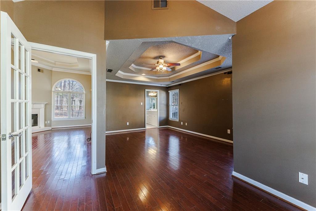 616 Redbud Lane