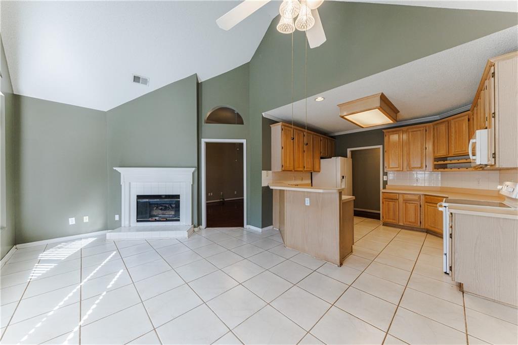 616 Redbud Lane