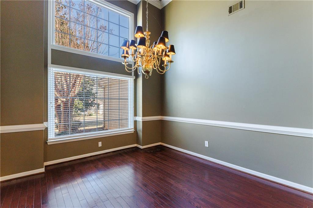 616 Redbud Lane