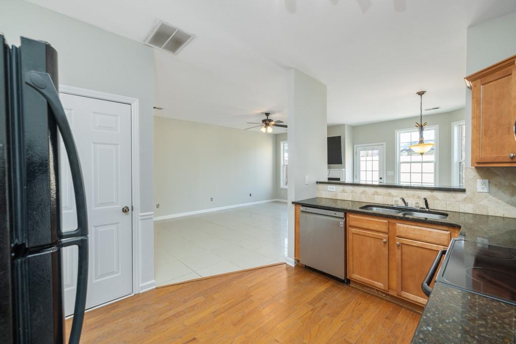 2736 Sudbury Trace