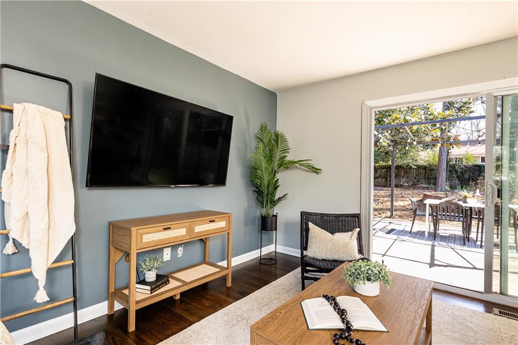 3839 Longview Drive