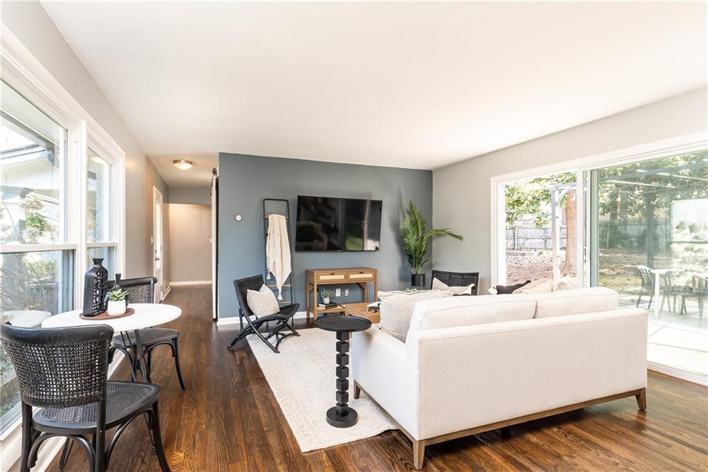 3839 Longview Drive