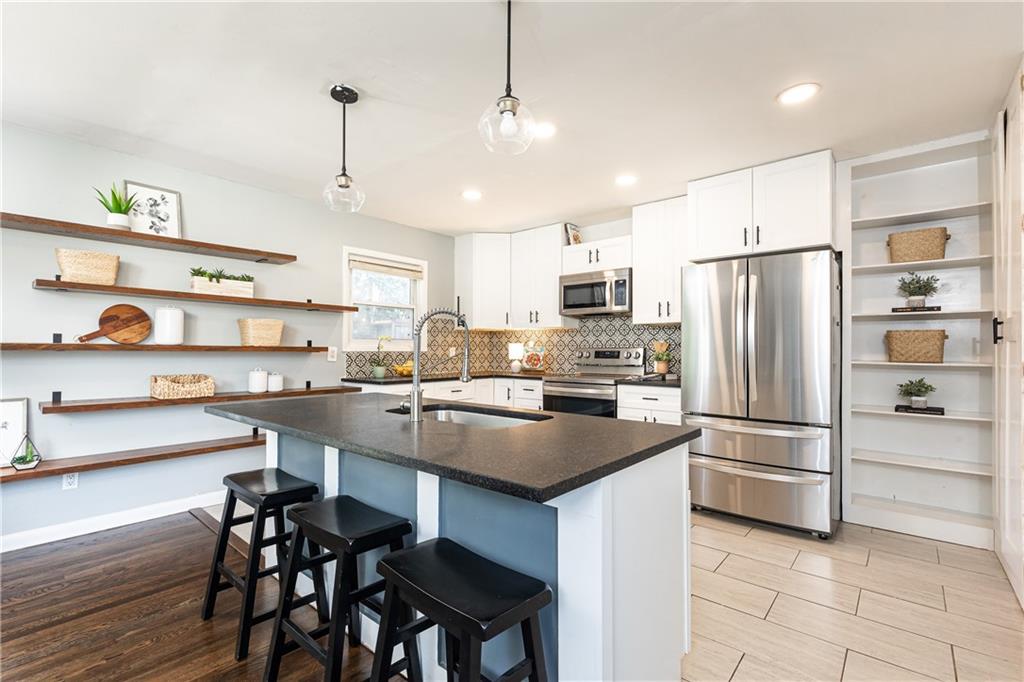 3839 Longview Drive