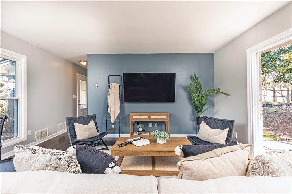 3839 Longview Drive