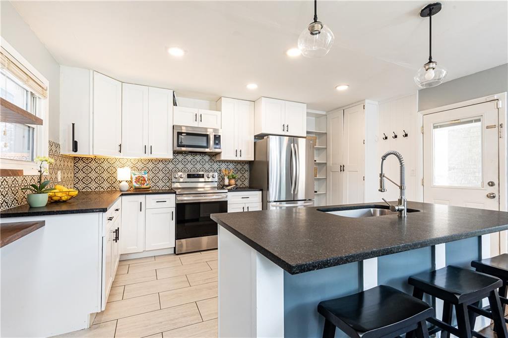 3839 Longview Drive
