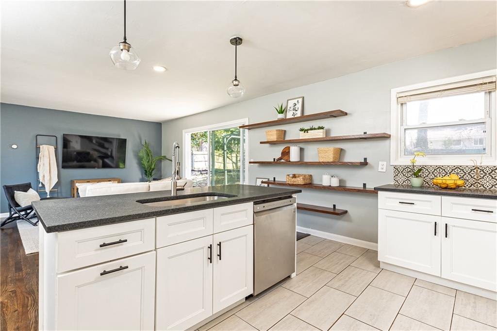 3839 Longview Drive