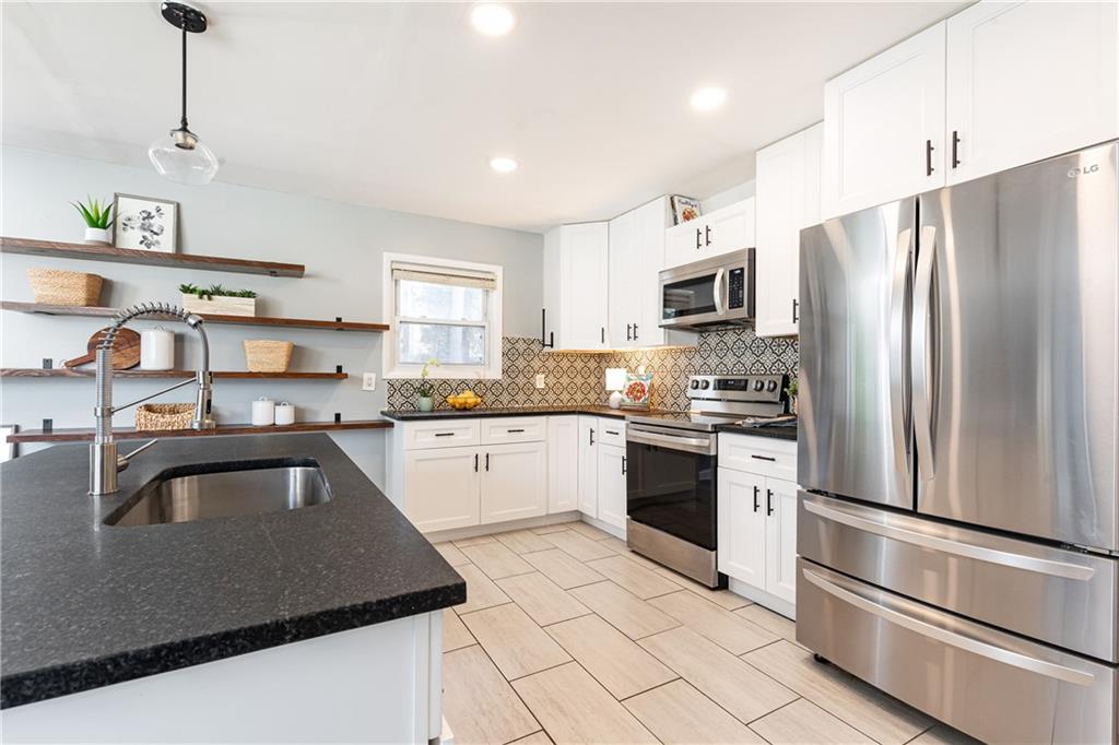 3839 Longview Drive