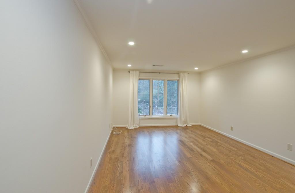 3 Paces West Terrace NW