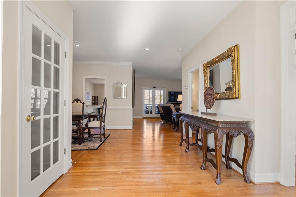 1078 Fairway Estates NE