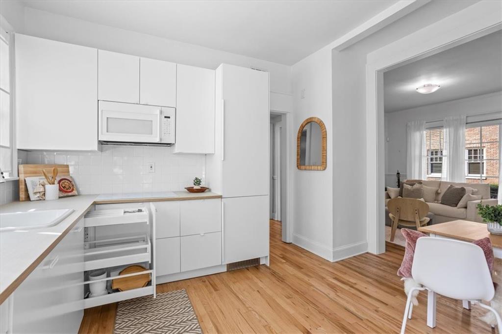 907 Piedmont Avenue NE Unit 5