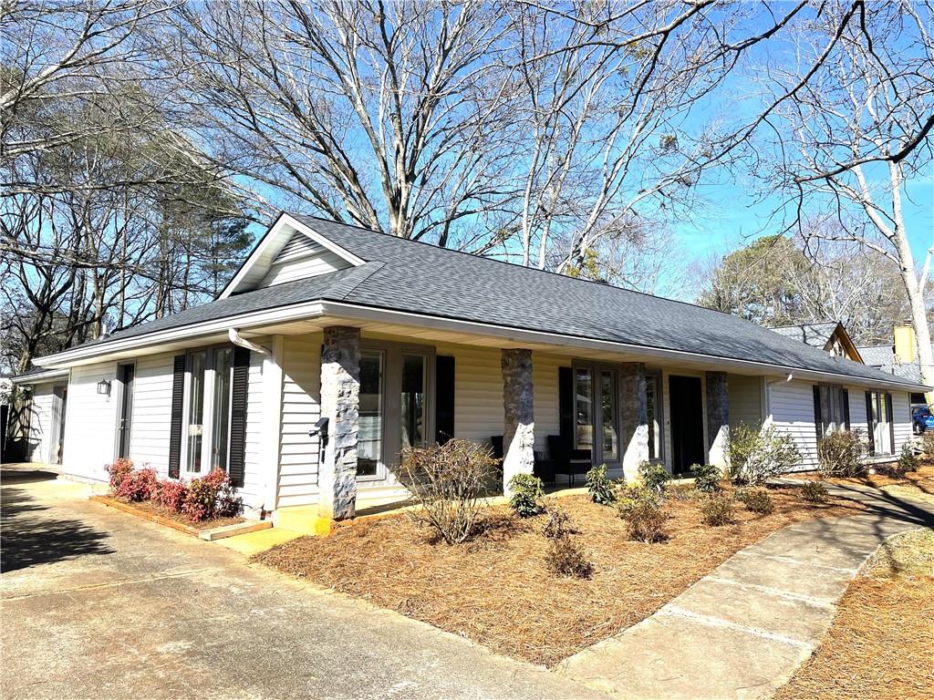 1550 Oakfield Lane