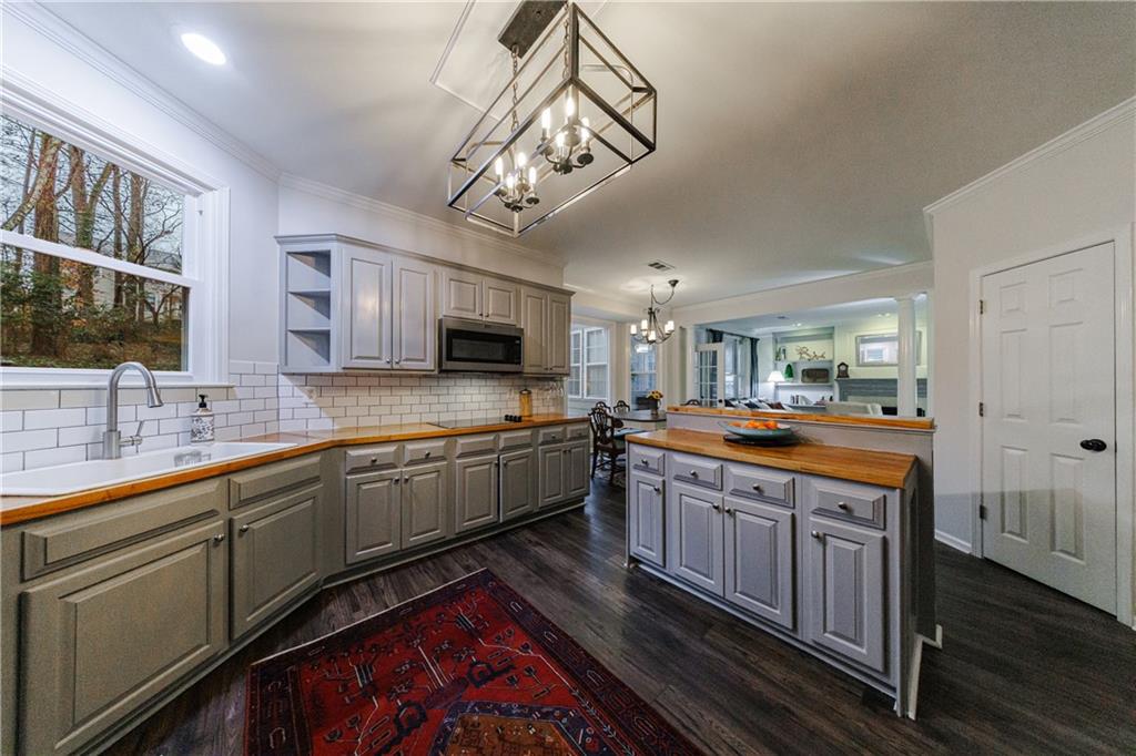 2525 Woodbrook Court