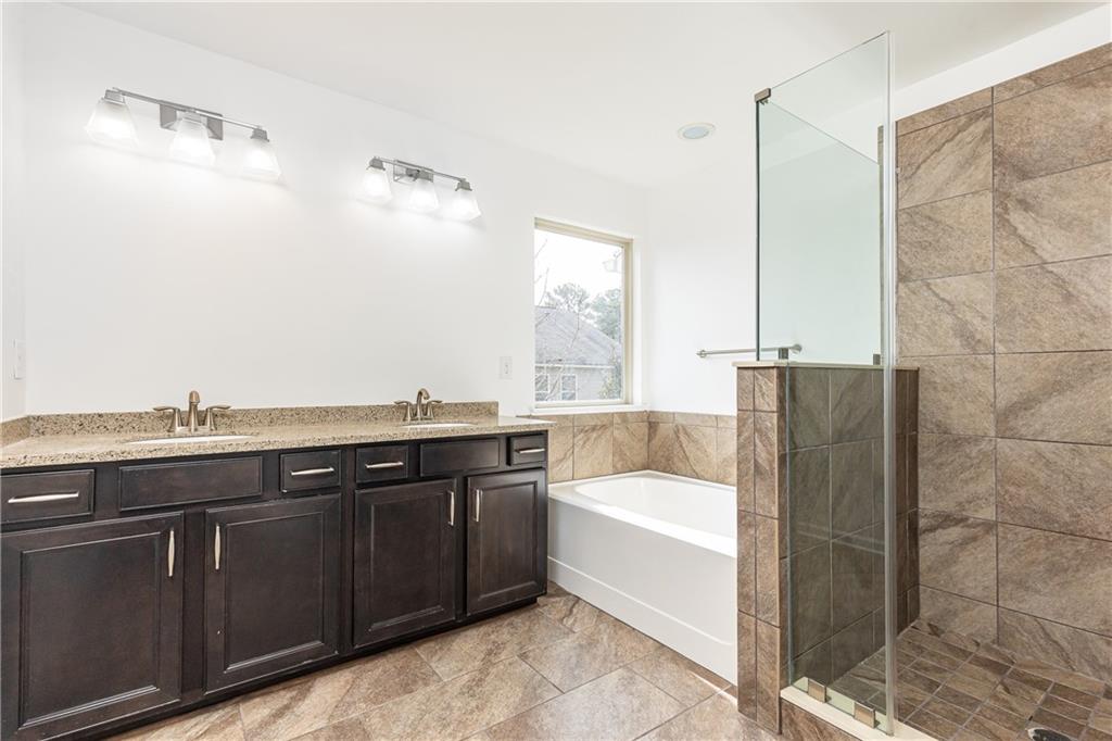 2169 Crestridge Trail NE