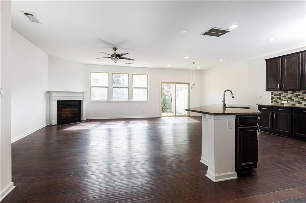 2169 Crestridge Trail NE