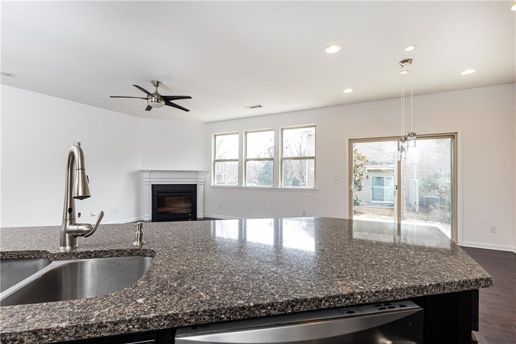 2169 Crestridge Trail NE