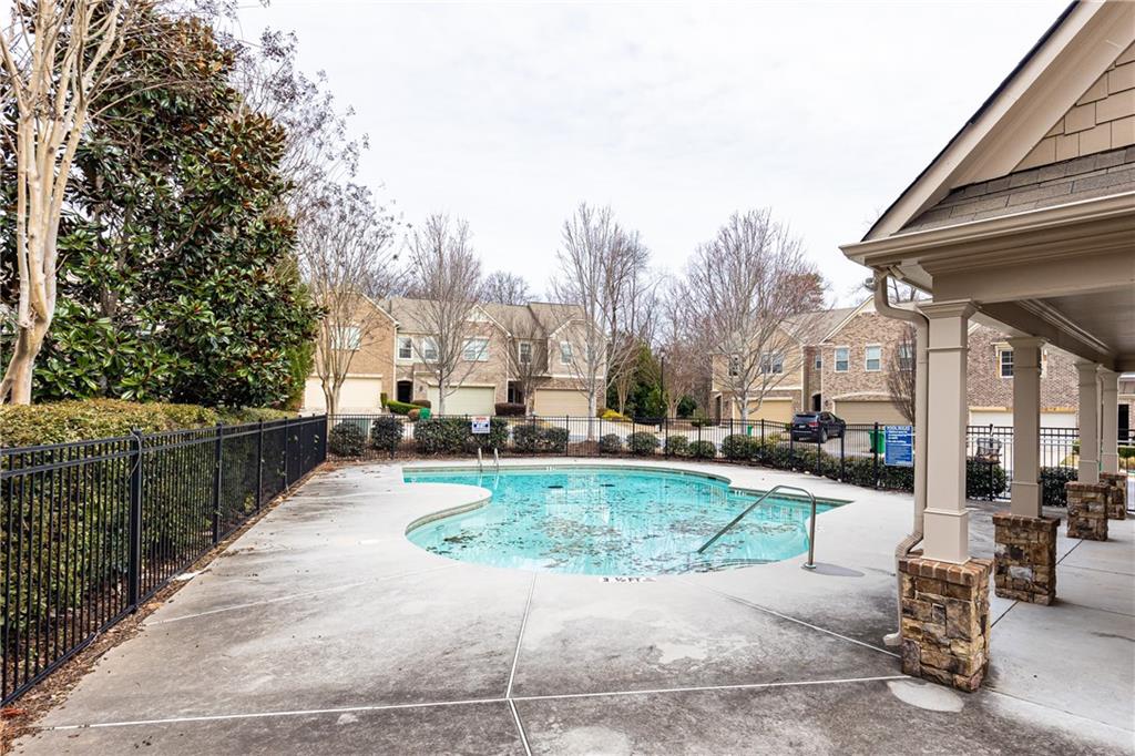 2169 Crestridge Trail NE
