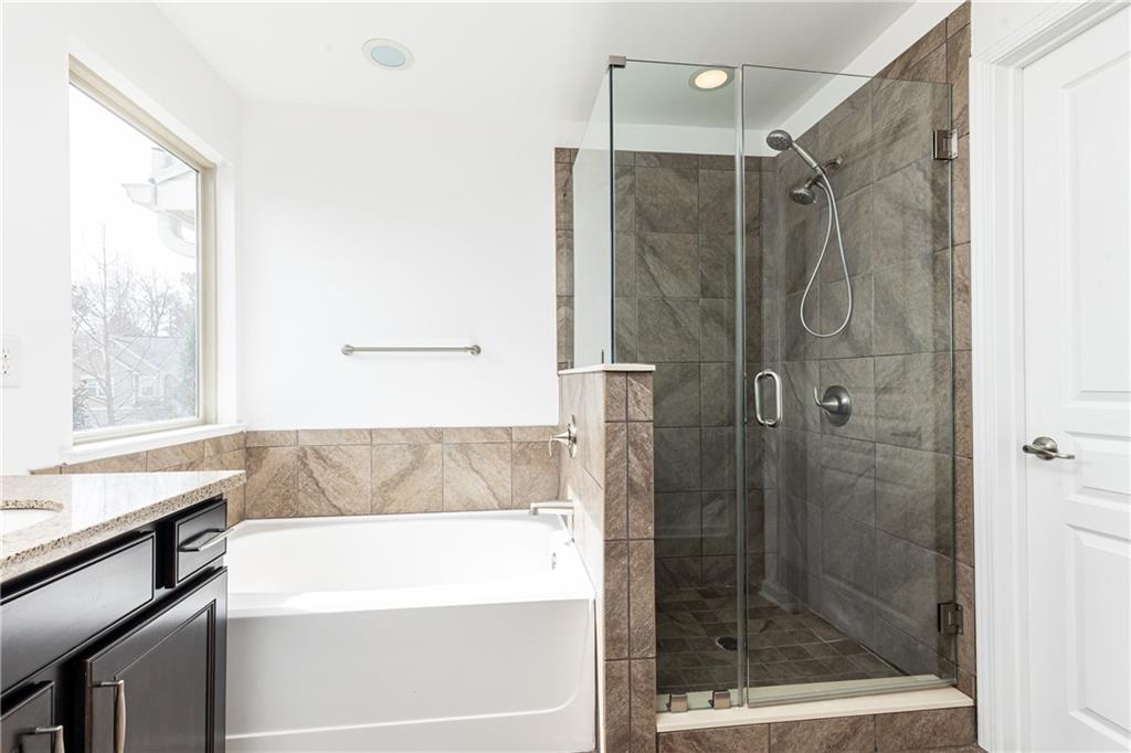 2169 Crestridge Trail NE
