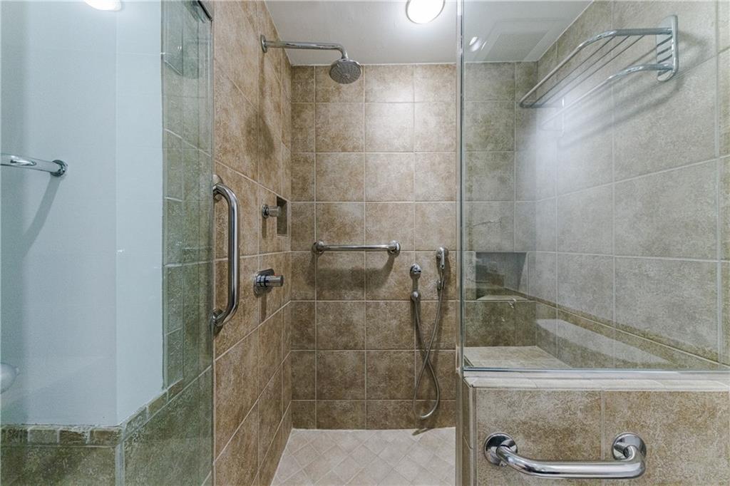 147 15th Street NE Unit 3A