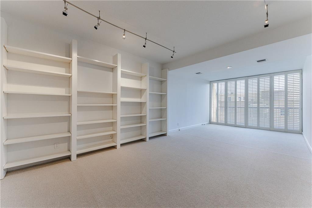 147 15th Street NE Unit 3A