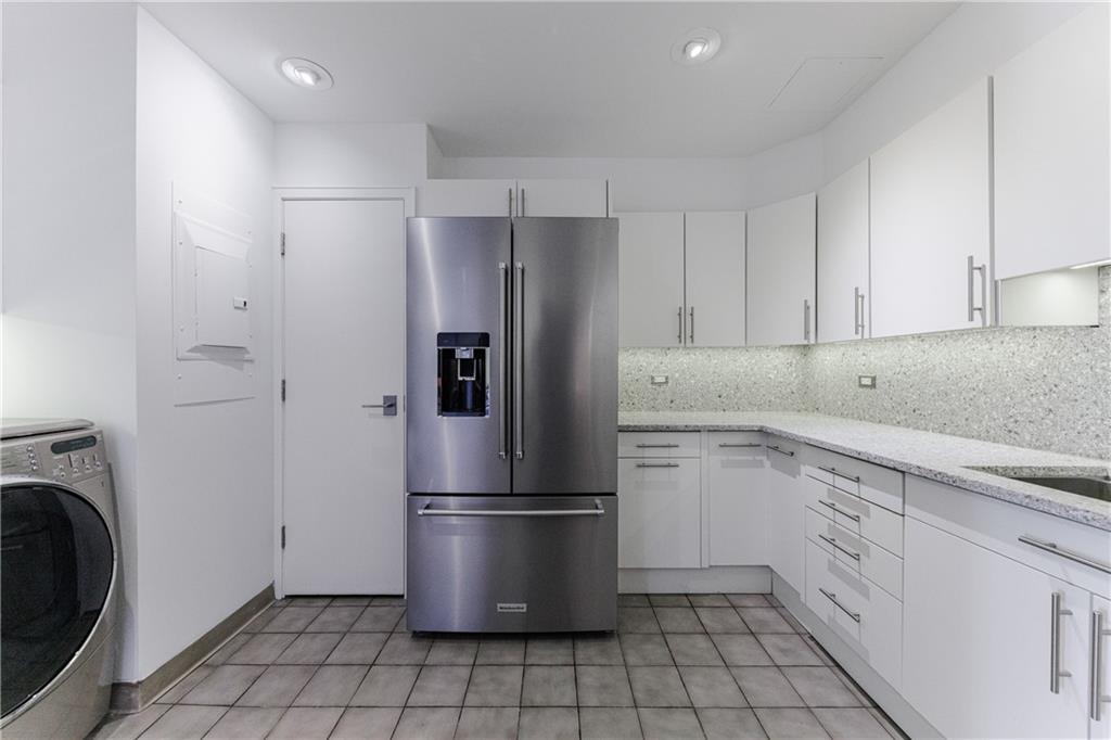 147 15th Street NE Unit 3A