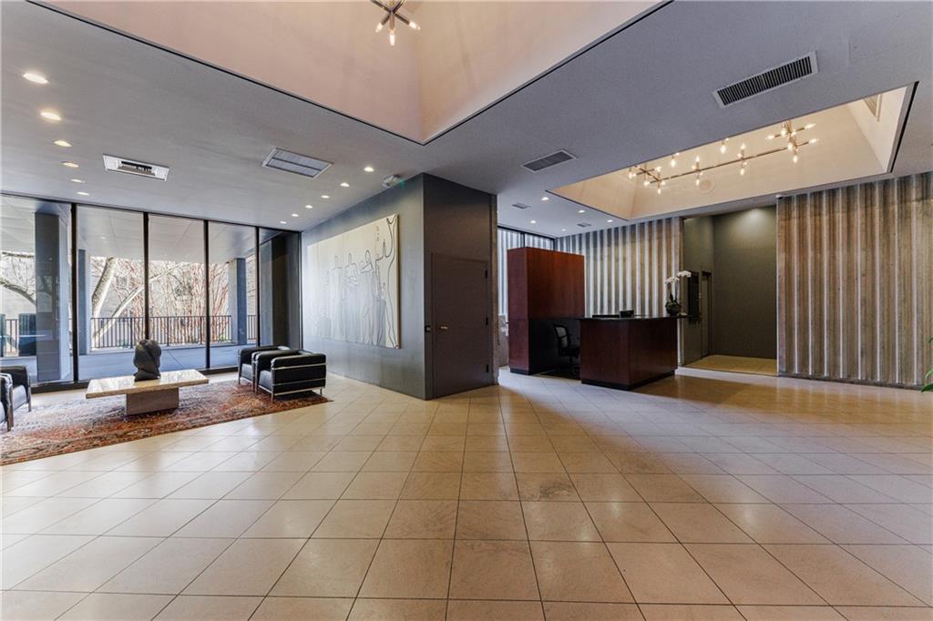 147 15th Street NE Unit 3A