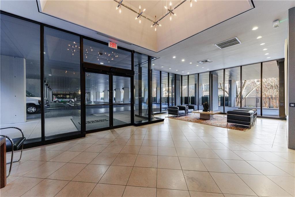 147 15th Street NE Unit 3A