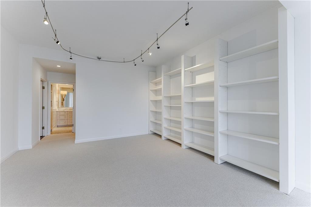 147 15th Street NE Unit 3A