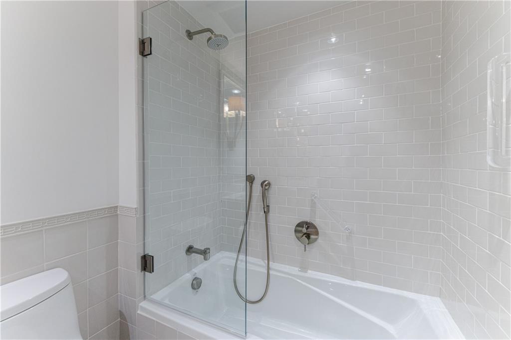 147 15th Street NE Unit 3A