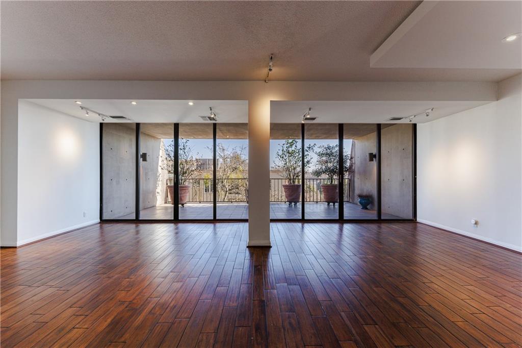 147 15th Street NE Unit 3A