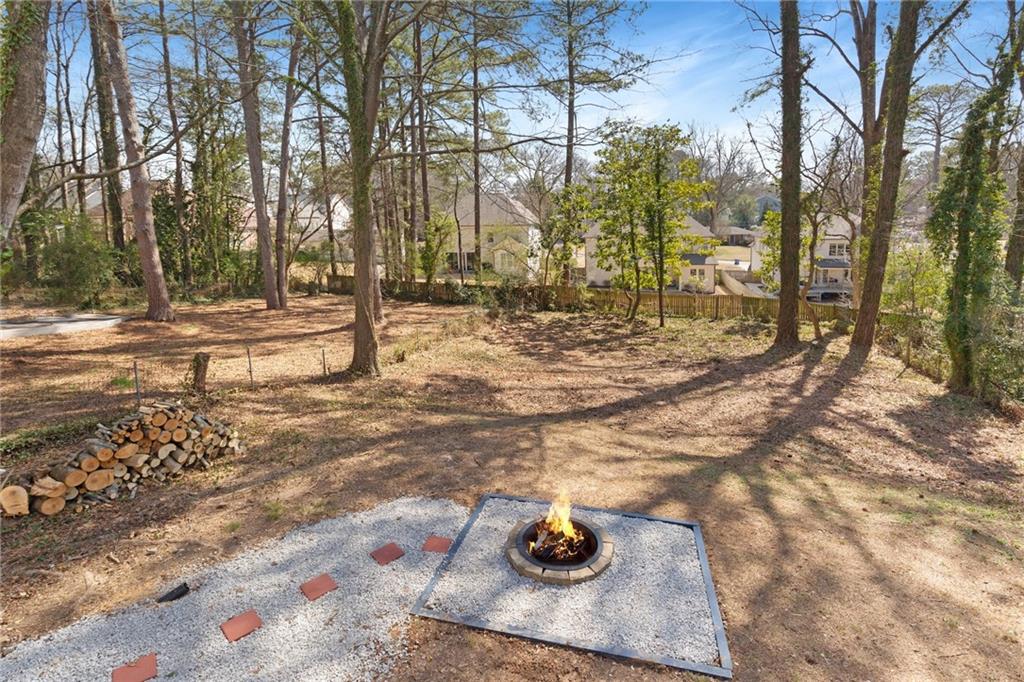 1907 Dresden Drive NE