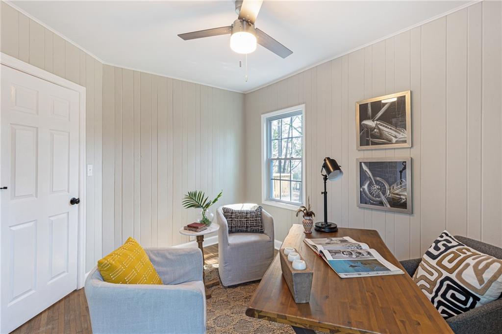 1907 Dresden Drive NE