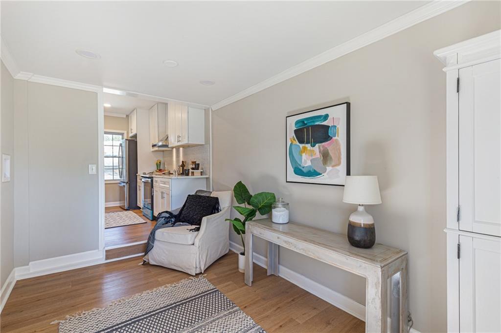 1907 Dresden Drive NE