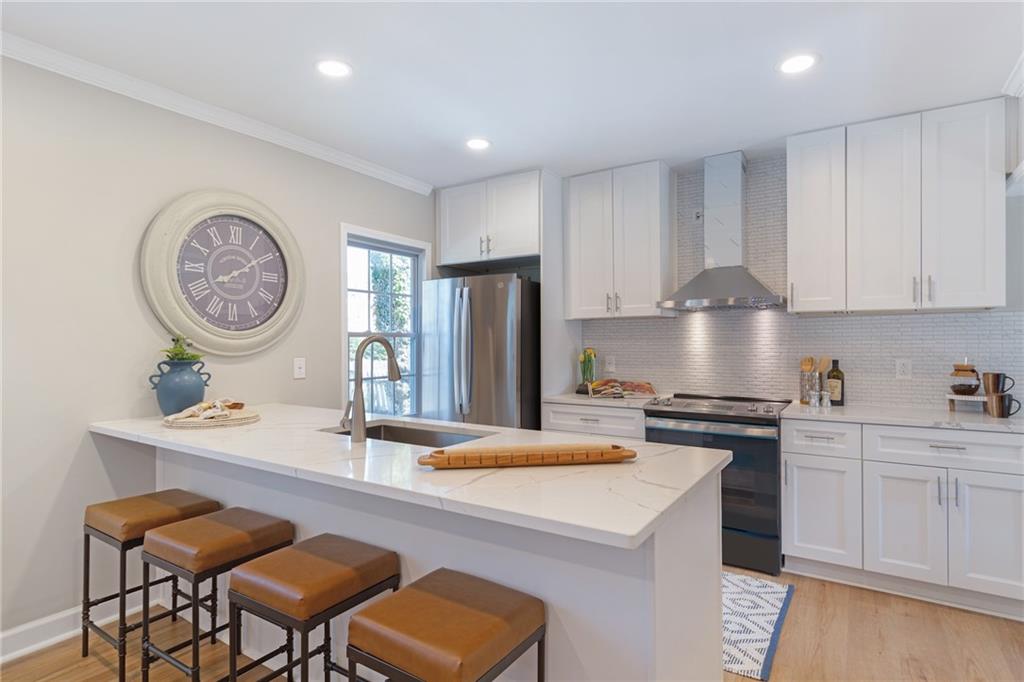 1907 Dresden Drive NE