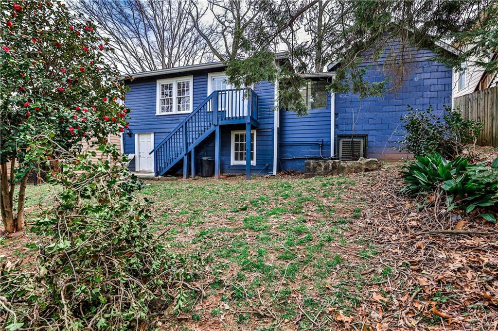 495 Lake Drive